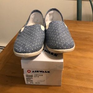 Airwalk slip-ons